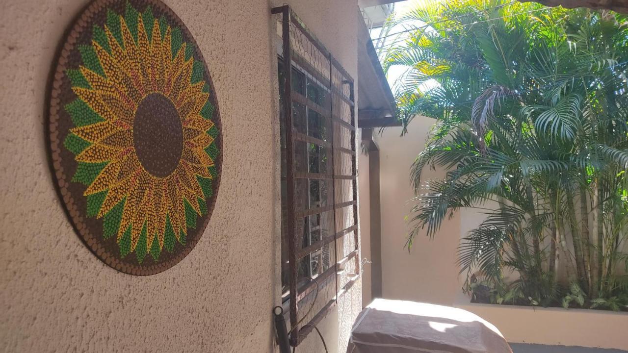 Condominio Capim Santo 戈亚尼亚 外观 照片